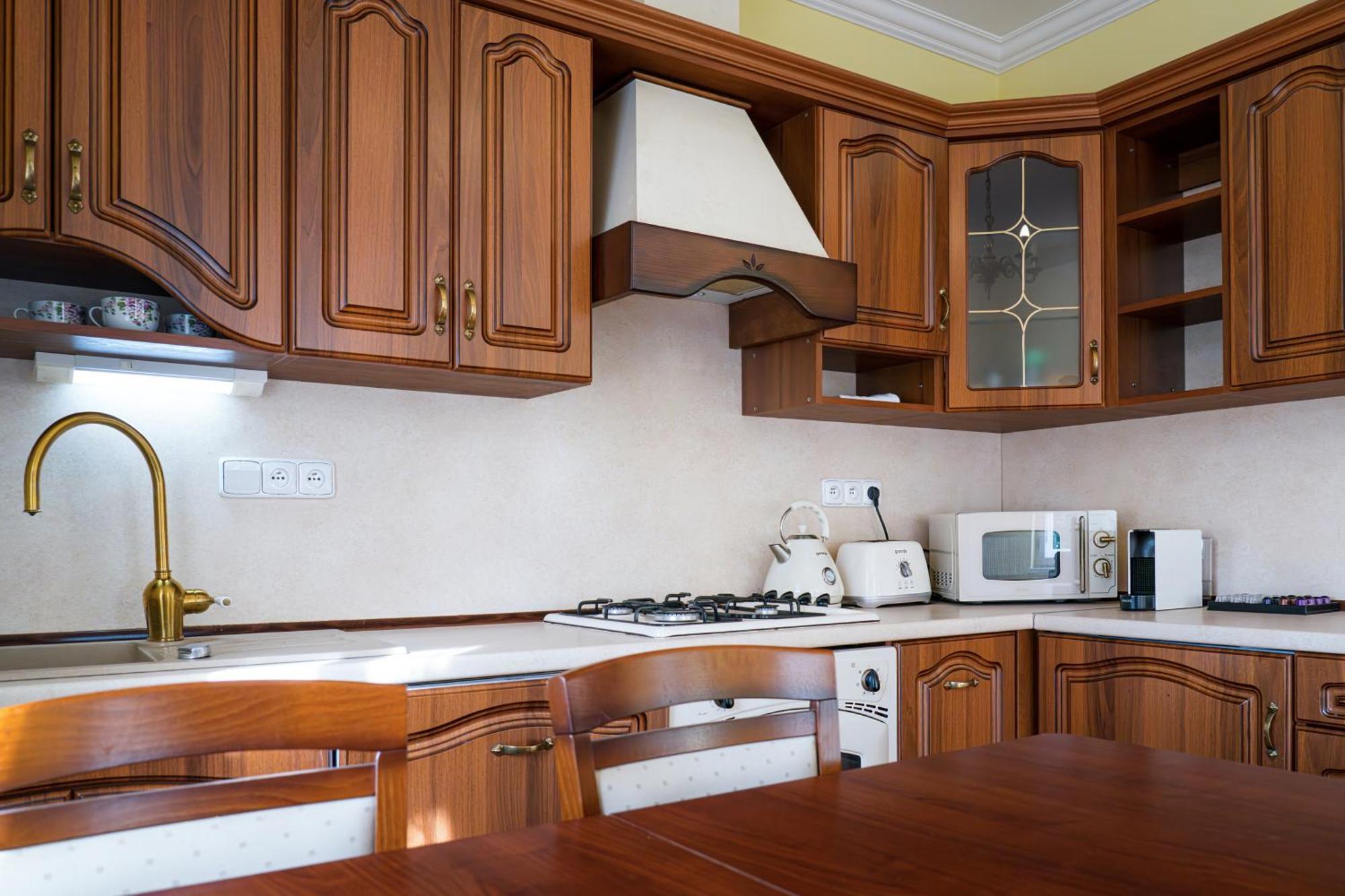 Villa Emausy Лугачовіце Екстер'єр фото